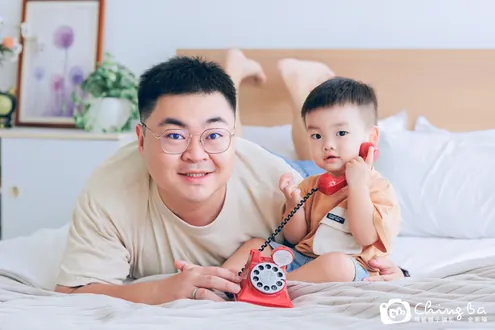 棚內親子寫真作品：1 歲 6 個月