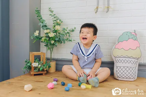 棚內親子寫真作品：2 歲