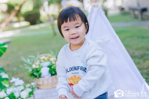 戶外親子寫真作品：2 歲
